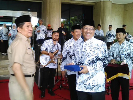 Pencarian PGRI Sukarami - Persatuan Guru Republik Indonesia Cabang Sukarami